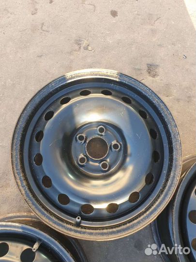 Штампованные диски r15 на skoda rapid