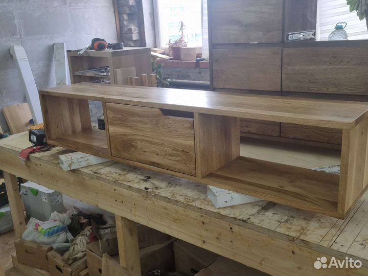 Подвесная тумба под тв из массива