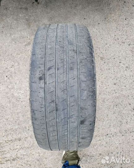 Bridgestone W940 235/45 R18