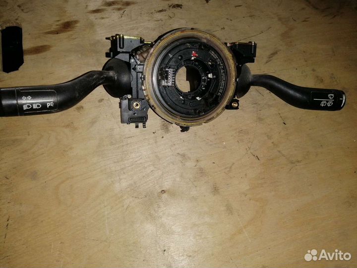 Подрулевой шлейф Volkswagen Touareg 2005