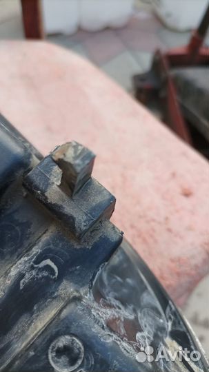 Мазда Бонго Френди фара бу левая 1шт