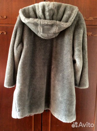 Шуба из искусственного меха 46-48 (Новая)