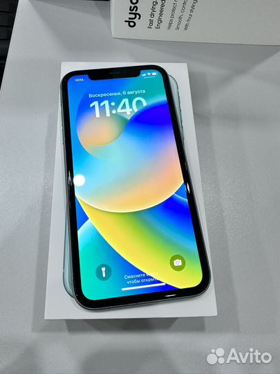 Телефон iPhone 11 Green состояние нового