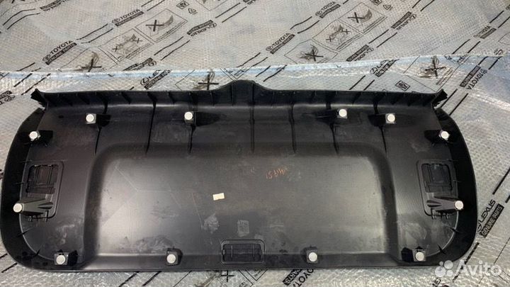 Накладка крышки багажника Mitsubishi Asx 2010