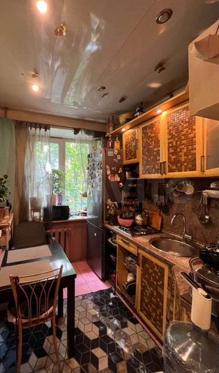 3-к. квартира, 55 м², 2/5 эт.