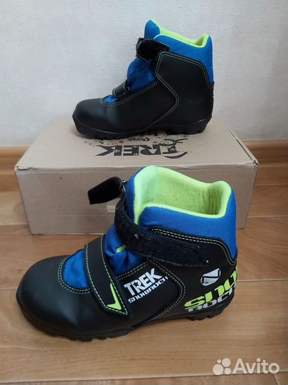 Лыжные ботинки