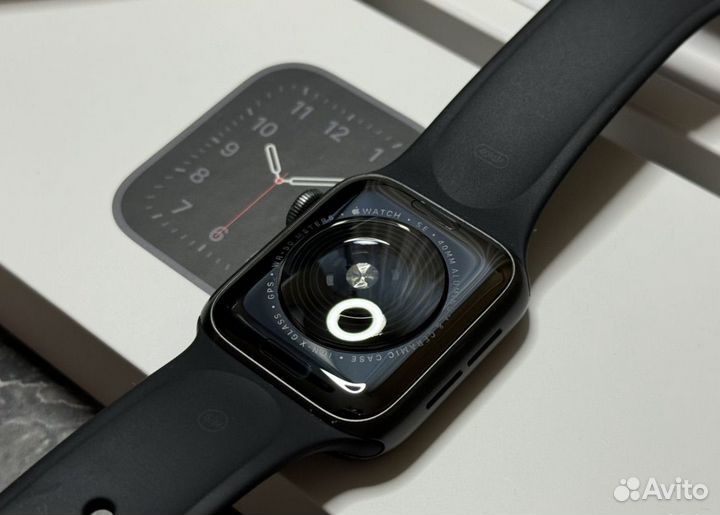 Часы Apple Watch SE 40mm 83%