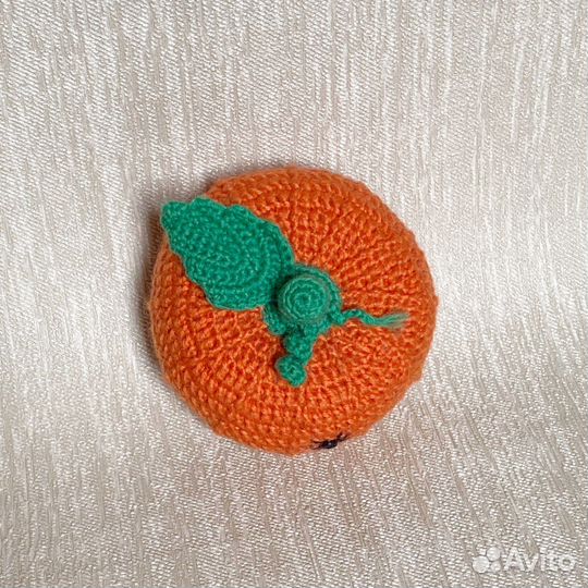 Тыква вязаная декоративная, игольница