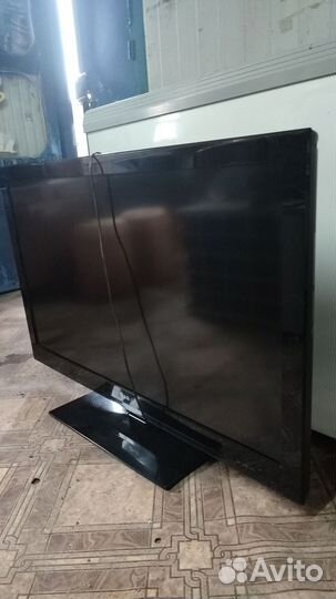 Телевизор LG 42 диагональ