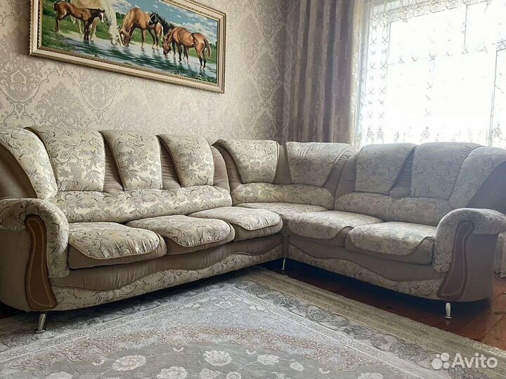 Угловой диван