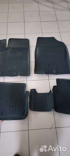 Оригинальные резиновые коврики на кия Рио 3