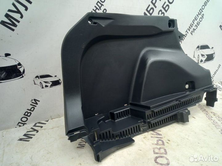 Обшивка багажника левая Toyota Rav4 50