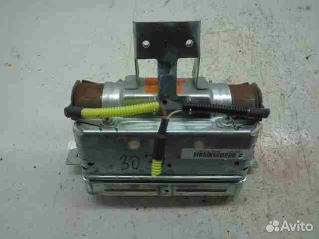 Подушка безопасности пассажира Subaru Tribeca WX