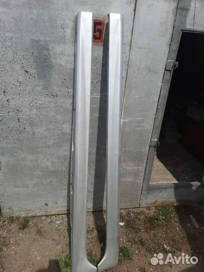 Накладки на пороги nissan March