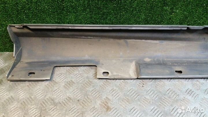 Накладка на порог Mercedes-Benz C-Class Левая