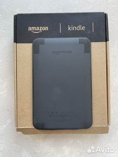 Электронная книга Amazon Kindle 3 полный комплект