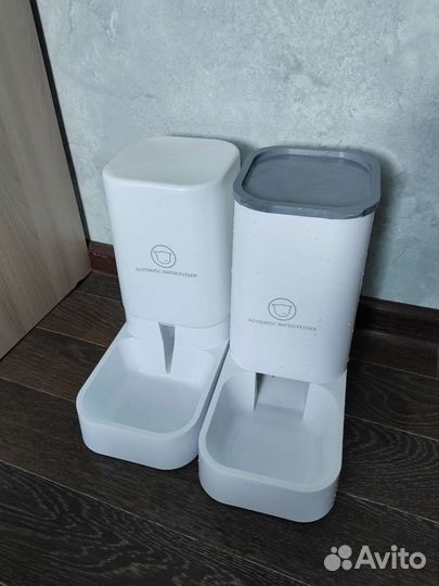 Поилка и кормушка для собак и кошек