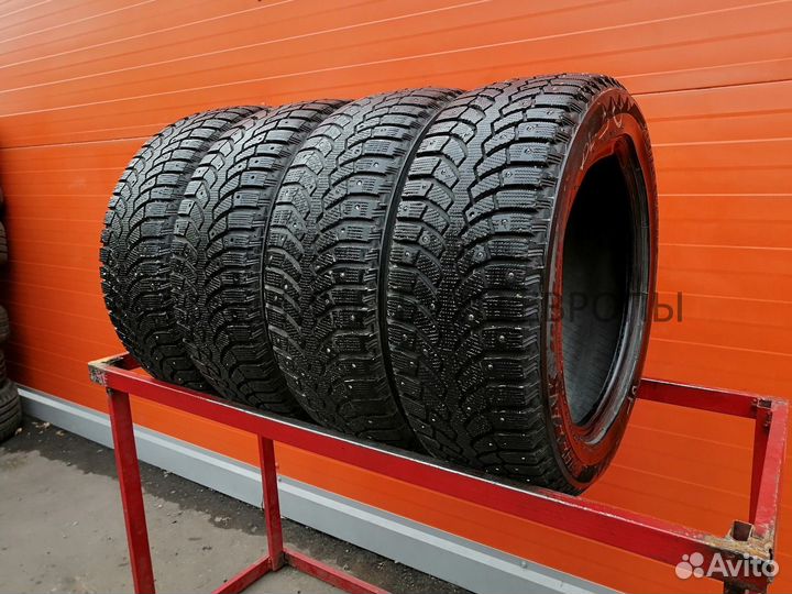 Bridgestone Blizzak Spike-01 205/55 R16 94T