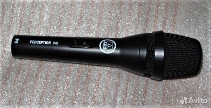 Микрофон AKG P5