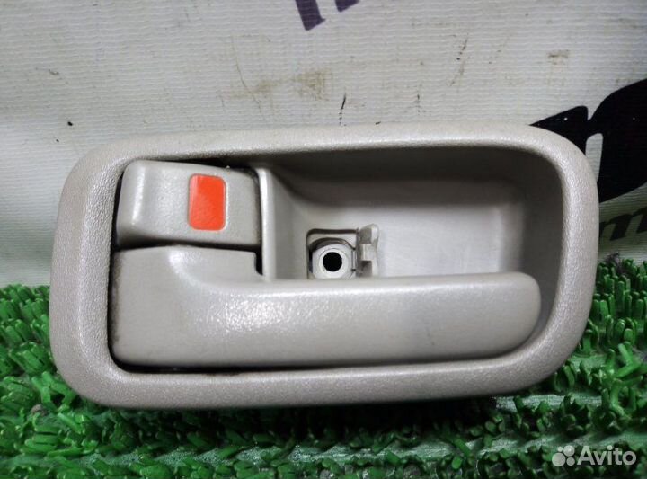 Ручка двери внутренняя передняя левая Toyota