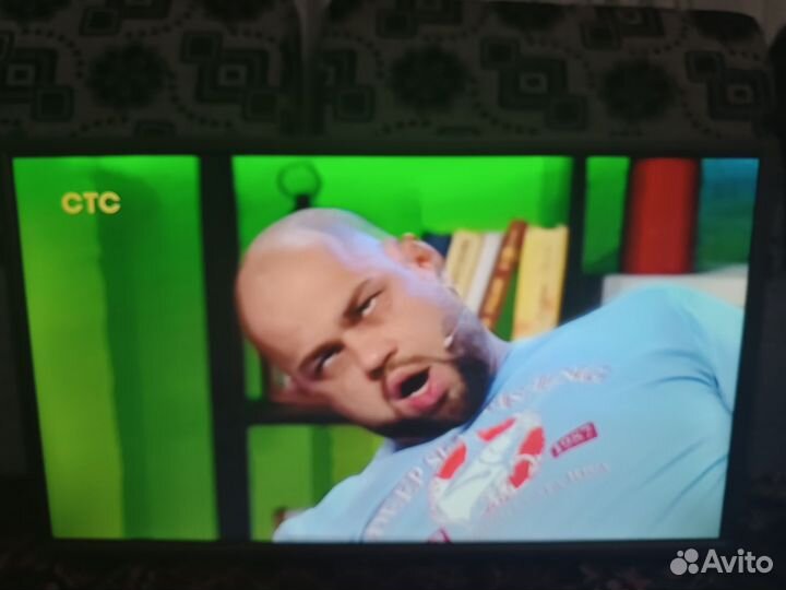 Телевизор 32 дюйма Dexp.Smart TV