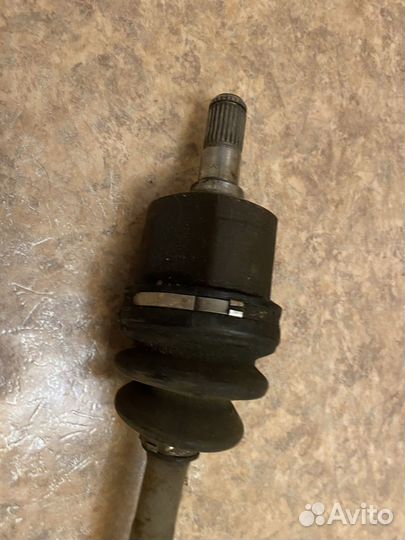 Приводной вал правый hyundai tiburon 2.0 G4GF