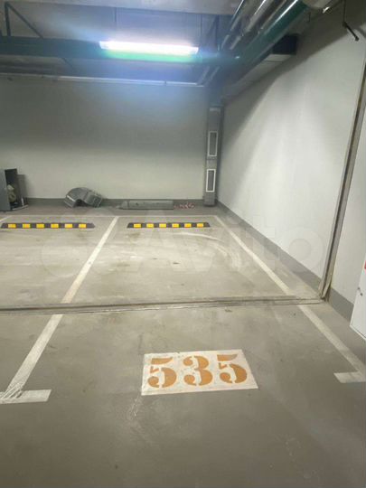 Машиноместо, 14 м²