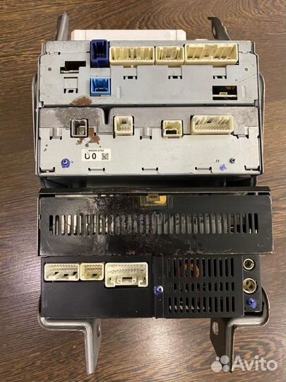 Головное устройство аудио системы Lexus IS 350