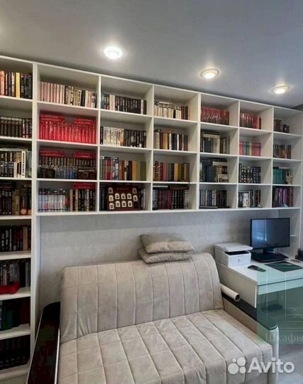 Черный шкаф