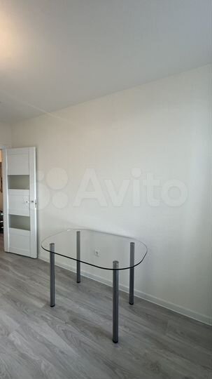 1-к. квартира, 32 м², 13/17 эт.