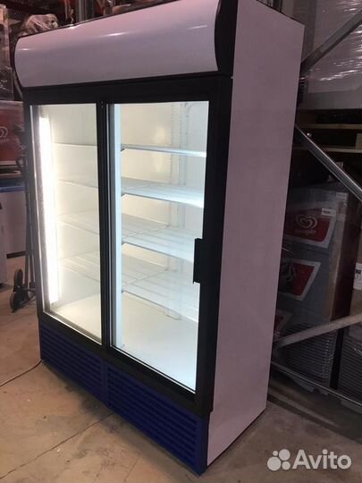 Холодильный шкаф б/у