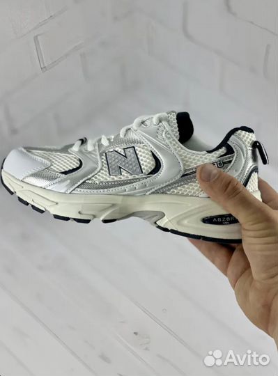 Кроссовки new balance 530