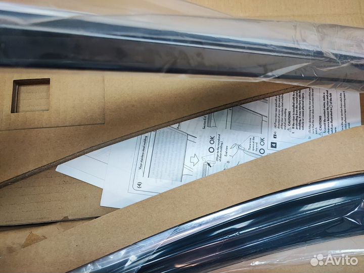 Дефлекторы боковых окон (Ветровики на двери )