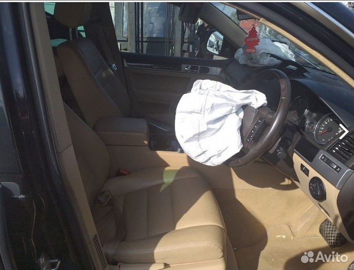 Разбор на запчасти Volkswagen Touareg 2007-2010