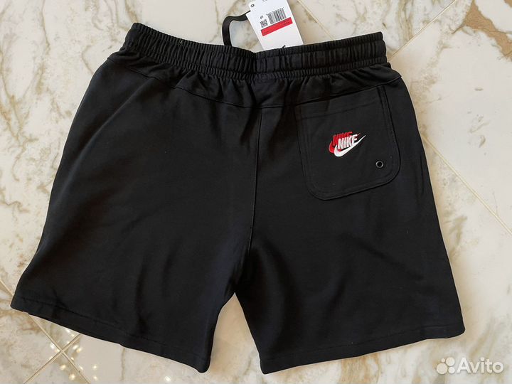 Шорты Nike
