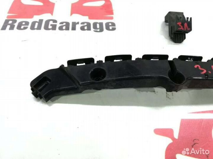 Кронштейн бампера задний левый Jeep Grand Cherokee