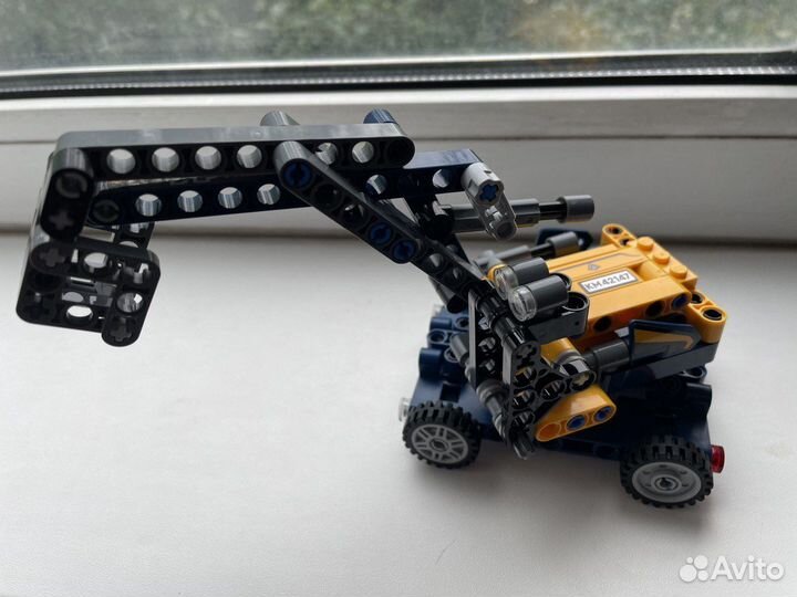 Конструктор lego Technic 2 в 1 42147