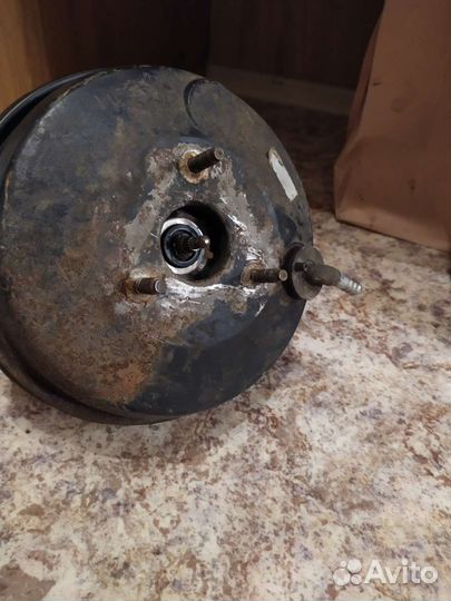 Вакуумный усилитель тормозов Toyota