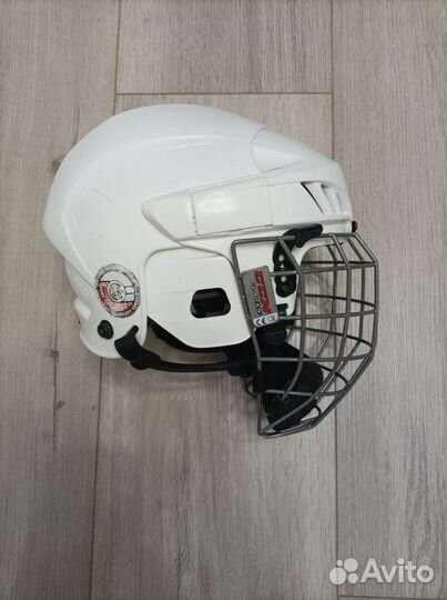 Шлем хоккейный детский