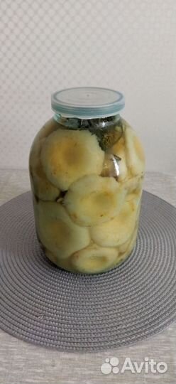 Грибы грузди соленые