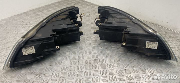 Фара передняя (комплект) Skoda Octavia 1Z2941015F