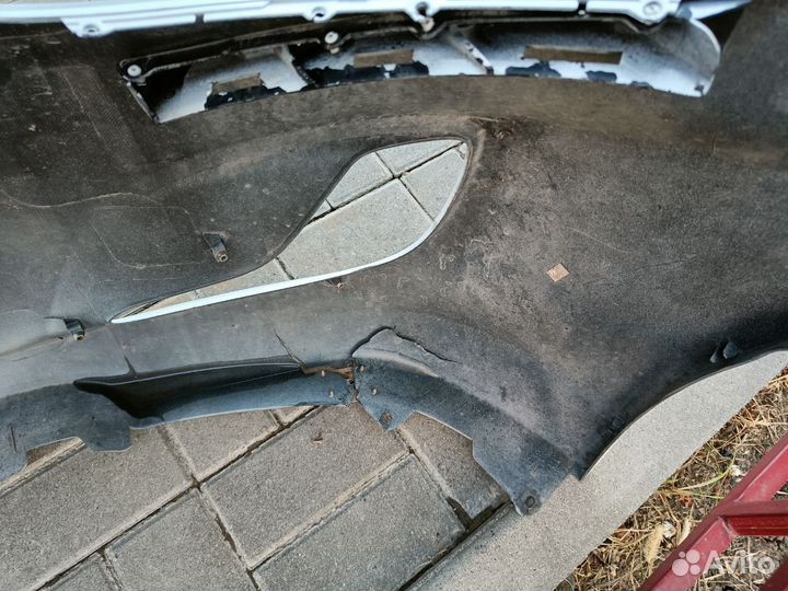 Бампер и противотуманки Hyundai Solaris 1