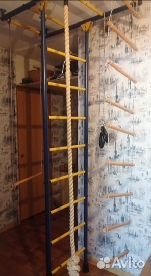 Спортивная стенка