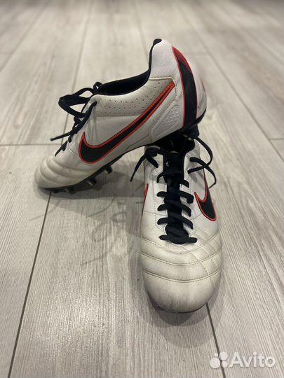 Бутсы nike tempo