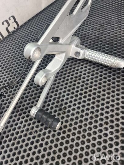 Подножки водителя BMW S1000R