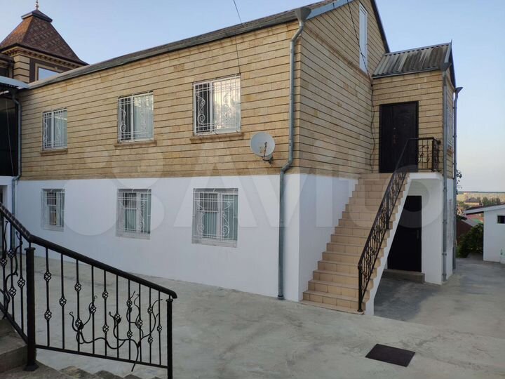 Дом 236 м² на участке 8,7 сот.