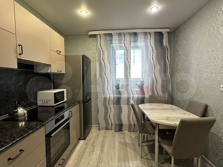 2-к. квартира, 52,4 м², 10/19 эт.