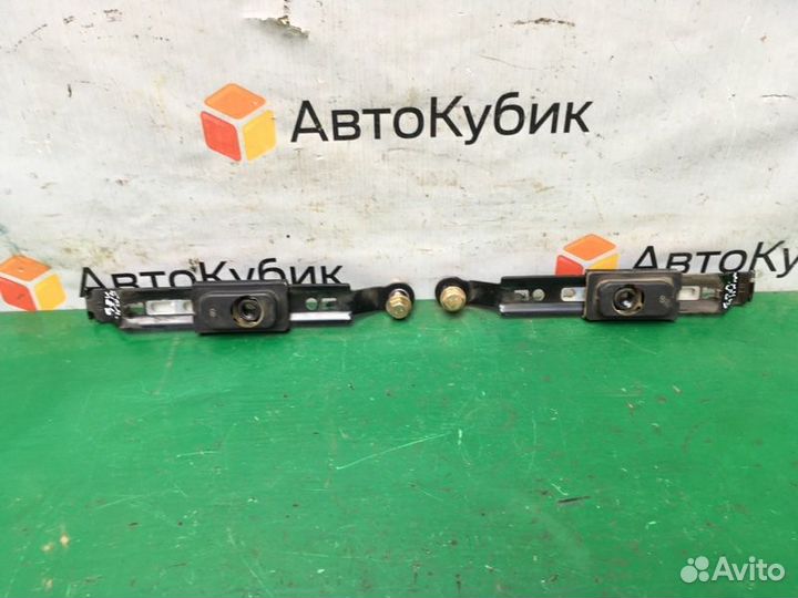 Механизм регулировки ремня безопасности передний