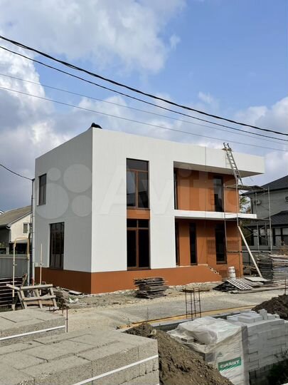 Дом 180 м² на участке 3,5 сот.