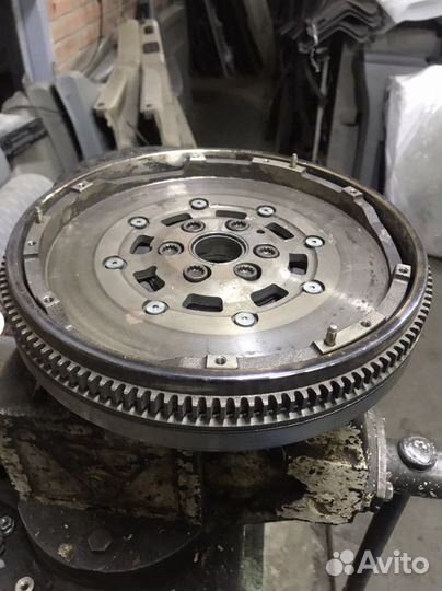 Комплект сцепления на Volkswagen T 5